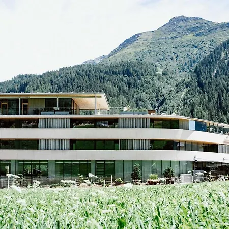 Arlmont 4 Stern Superior 4* St. Anton am Arlberg