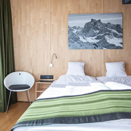 Hotell Arlmont 4 Stern Superior 4*