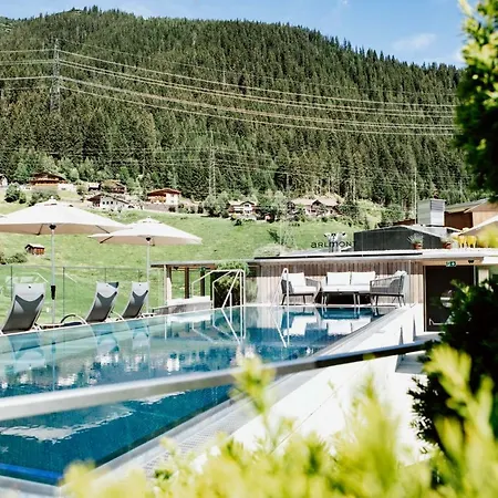 Otel Arlmont 4 Stern Superior 4*